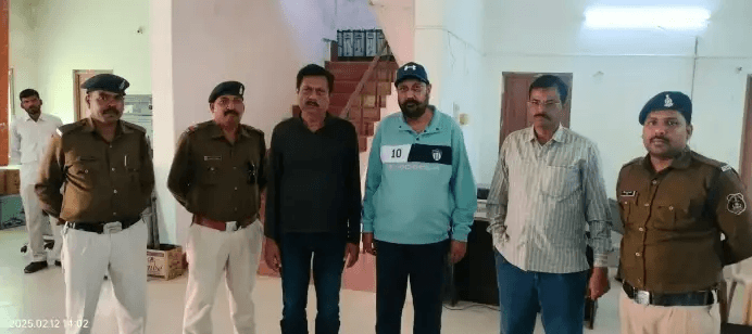 सूरजपुर पुलिस ने पीएसीएल चिटफण्ड कंपनी के 2 और डायरेक्टरों को किया गिरफ्तार : PACL Chitfund Company 1 Screenshot 20250214 020117