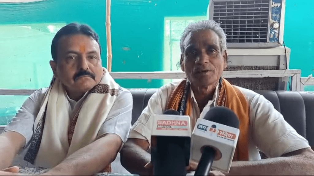 छत्तीसगढ़ के समाज सेवक जागेश्वर यादव को पद्मश्री पुरस्कार मिला :जशपुर में बिरहोर आदिवासियों का बदला जीवन, आदिवासियों को शिक्षा, स्वास्थ्य और रोजगार के प्रति जागरूक किया : Jageshwar Yadav Received Padma Shri Award 2 image 155