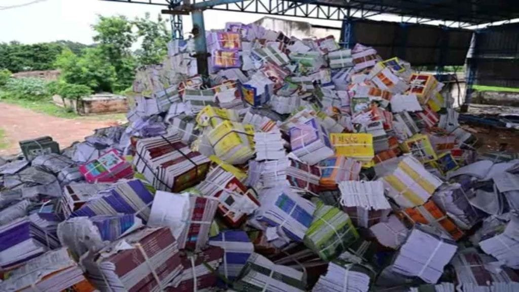 छत्तीसगढ़ पाठ्यपुस्तक निगम घोटाला, जांच पर पूर्व विधायक विकास उपाध्याय ने उठाया सवाल : Chhattisgarh Textbook Corporation Scam 2 image 2025 02 13T224846.203 1 1024x576 1