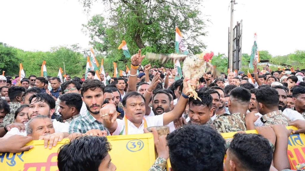 SDM कार्यालय घेराव, लोहड़ीगुड़ा, बस्तर: "राजकीय दामाद" विवाद : Government son-in-law Dispute 2 image 270