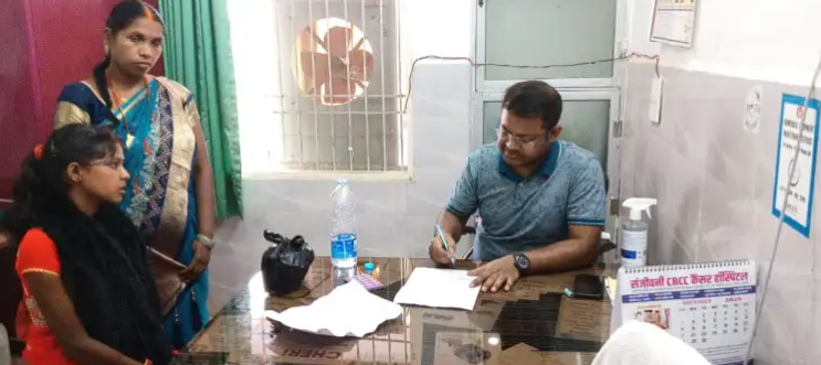 बलरामपुर जिला अस्पताल में स्वास्थ्य सेवाओं में बड़ा सुधार, अस्पताल में पहली बार स्त्री रोग विशेषज्ञ नियुक्त : Gynecologist Appointed in the Balrampur Hospital 1 image 310