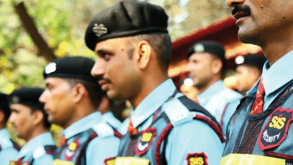 सरगुजा में SIS ग्रुप द्वारा सुरक्षा जवान, सुपरवाइजर और अधिकारी पदों पर बंपर भर्ती, युवाओं को मिलेगा रोजगार का मौका : SIS Group in Surguja Bumper Recruitment 2 image 317
