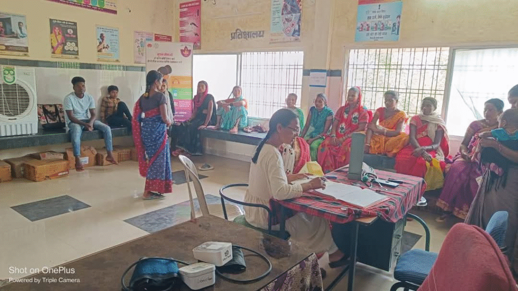 प्रधानमंत्री सुरक्षित मातृत्व अभियानः अब हर माह दो दिन मिलेगा गर्भवती महिलाओं को निःशुल्क प्रसवपूर्व परामर्श एवं जांच : Pradhan Mantri Surakshit Matritva Abhiyan 4 image 322