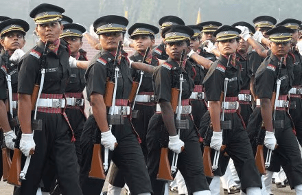UPSC एनडीए, एनए और सीडीएस एग्जाम 2 परीक्षा 2025: आवेदन आज से शुरू, जानें पात्रता, शुल्क और तिथियां : UPSC NDA NA and CDS Exam 2 Exam 2025 3 image 407