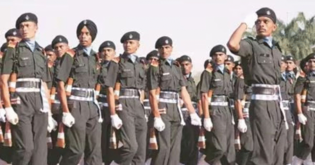 UPSC एनडीए, एनए और सीडीएस एग्जाम 2 परीक्षा 2025: आवेदन आज से शुरू, जानें पात्रता, शुल्क और तिथियां : UPSC NDA NA and CDS Exam 2 Exam 2025 4 image 408