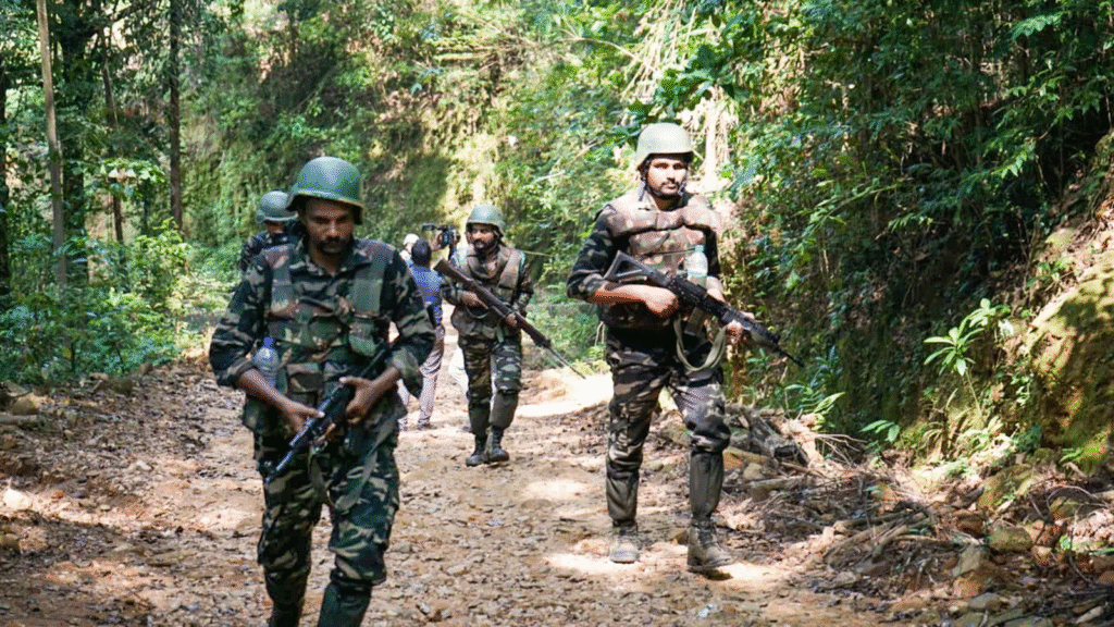 बस्तर नक्सल मुक्त: सरकार ने LWE लिस्ट से नाम हटाया, सुरक्षा बलों, सरकार और जनता के साझा प्रयासों से मिली ऐतिहासिक सफलता : Bastar Naxal Mukt 2 image 416