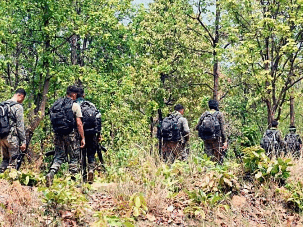 बस्तर नक्सल मुक्त: सरकार ने LWE लिस्ट से नाम हटाया, सुरक्षा बलों, सरकार और जनता के साझा प्रयासों से मिली ऐतिहासिक सफलता : Bastar Naxal Mukt 4 image 418
