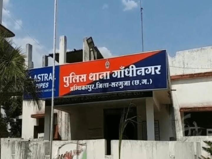गांधीनगर पुलिस ने नशीले इंजेक्शन और सिरप की तस्करी में महिला समेत दो आरोपी पकड़े : Smuggling Narcotic Injections and Syrup 3 image 442