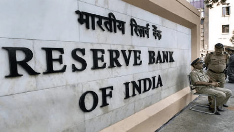 RBI का बड़ा फैसला: अब ATM से 100 और 200 रुपये के नोटों की उपलब्धता अनिवार्य, बैंकों को निर्देश जारी : 100 and 200 Rupee Notes from ATM is Mandatory 2 image 478