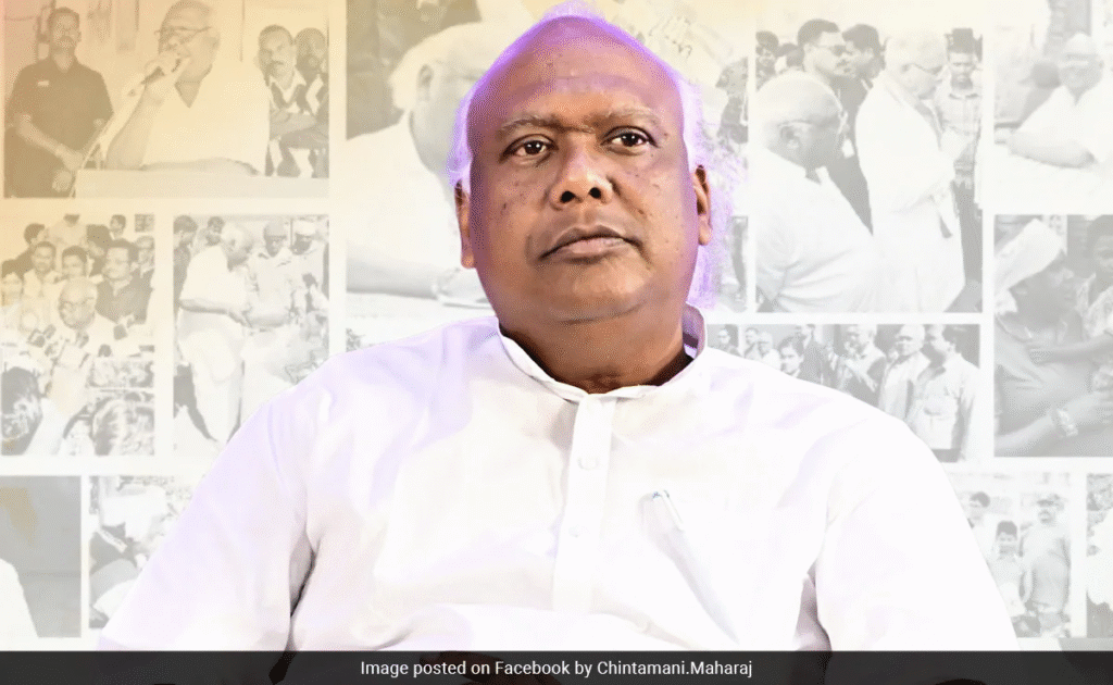 अंबिकापुर में अंतरराष्ट्रीय योग दिवस पर जिला स्तरीय योग शिविर का आयोजन, मुख्य अतिथि सरगुजा सासंद चिंतामणि महाराज : District Level Yoga Camp Organized in Ambikapur 2 image 502