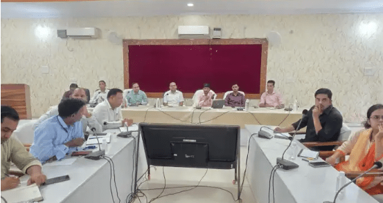अम्बिकापुर में शासकीय कार्यों की दक्षता के लिए अधिकारियों-कर्मचारियों को मिला ई-ऑफिस प्रशिक्षण : Officers and Employees got E-Office Training 2 image 593