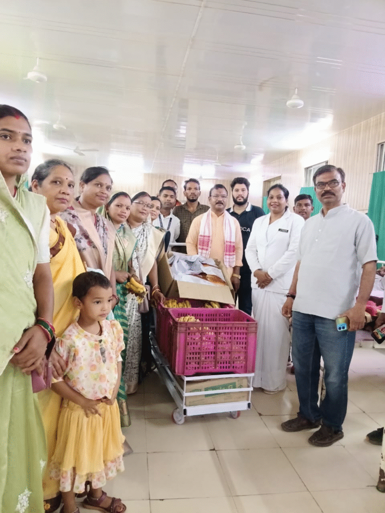 महारानी दुर्गावती के बलिदान दिवस पर जनजाति गौरव महिला समाज ने किया नमन: राम लखन पैकरा बोले – उनका जीवन हम सबके लिए प्रेरणा : Maharani Durgavati on her Sacrifice Day 3 image 604