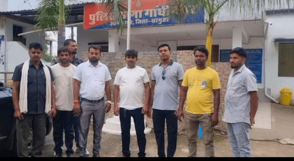 सरगुजा में जमीन के लेनदेन के बहाने प्रॉपर्टी डीलर का अपहरण, 6 करोड़ की फिरौती मांगी; पुलिस ने एक शख्स को गिरफ्तार किया : Property Dealer Kidnapped 1 image 671