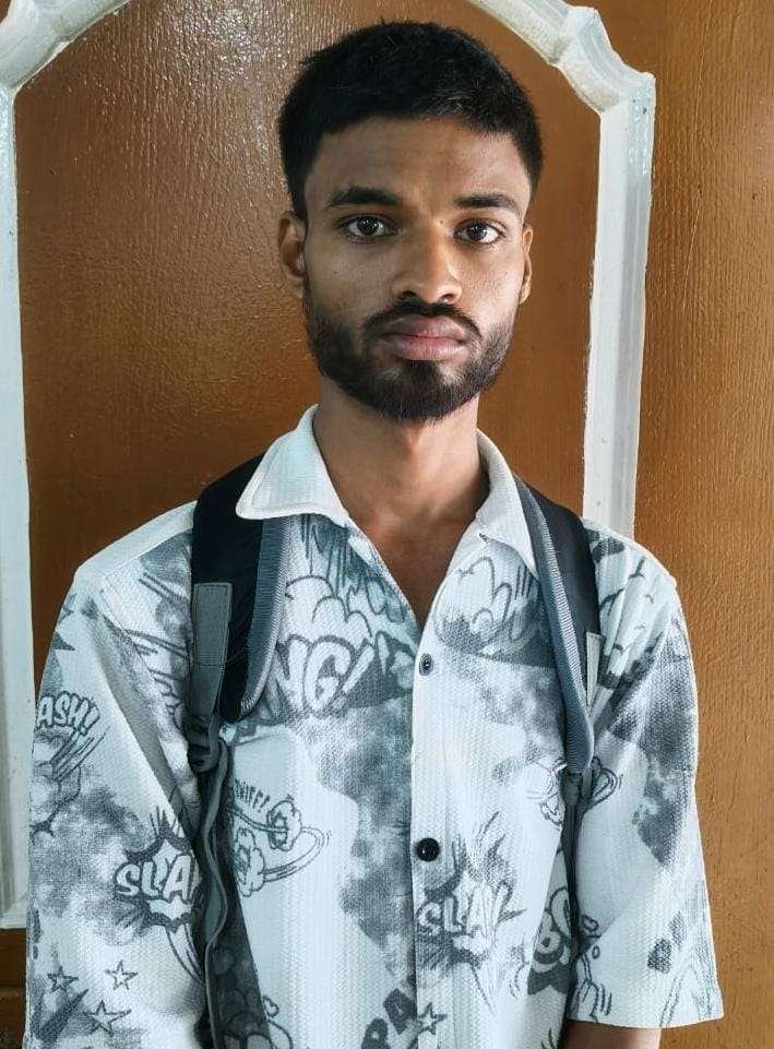 दुष्कर्म का आरोपी गिरफ्तार आरोपी द्वारा पीड़िता कों बहला फुसला कर ले जाकर शादी का झांसा देकर कारित की गई थीं घटना : Accused of Rape Arrested 1 IMG 20250702 WA0024