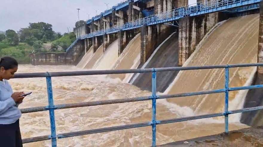 श्याम घुनघुट्टा डैम से पानी छोड़े जाने की संभावना, निचले इलाकों के लिए सतर्कता निर्देश : Possibility of releasing Water from Shyam Ghunghutta Dam 1 Screenshot 2025 07 07 08 52 30 09 40deb401b9ffe8e1df2f1cc5ba480b12