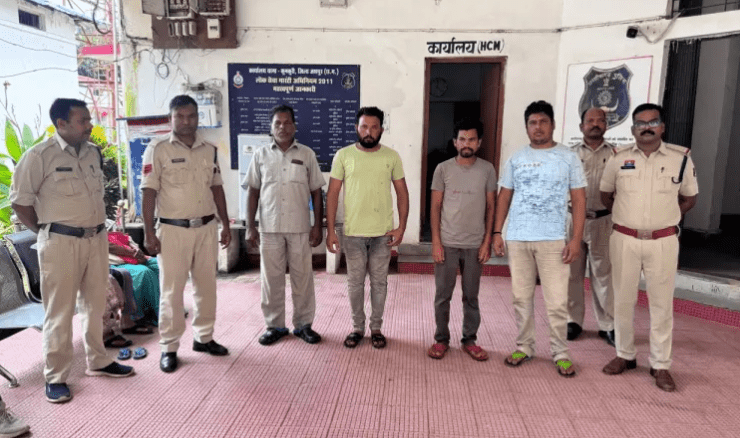 जशपुर पुलिस ने 45 लाख की जमीन ठगी मामले में चार भू-माफियाओं को किया गिरफ्तार : Jashpur Police Arrested Four Land Mafias 2 image 109
