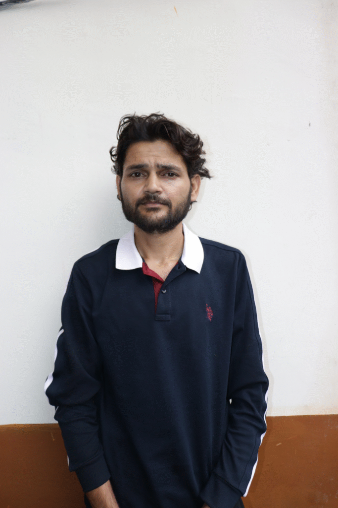 अवैध सट्टे के कारोबार मे लिप्त 02 मास्टरमाइंड सटोरियों कों पकड़ने मे सरगुजा पुलिस कों मिली बड़ी सफलता, 03 मामलो का हुआ खुलासा : 02 Mastermind Bookies Involved in Illegal Betting Business 1 image 201
