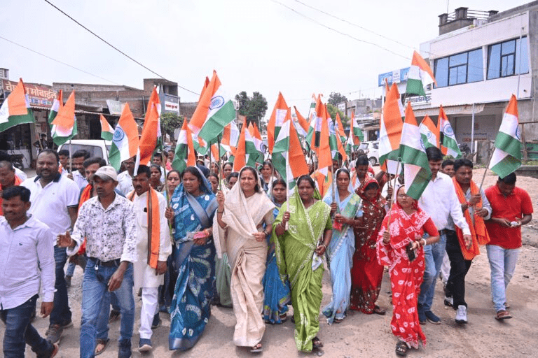 हर घर तिरंगा अभियान में छत्तीसगढ़ में जोश, मंत्री लक्ष्मी राजवाड़े ने बढ़ाया उत्साह : Chhattisgarh is Enthusiastic About the Tricolor Campaign in Every Home 5 image 190