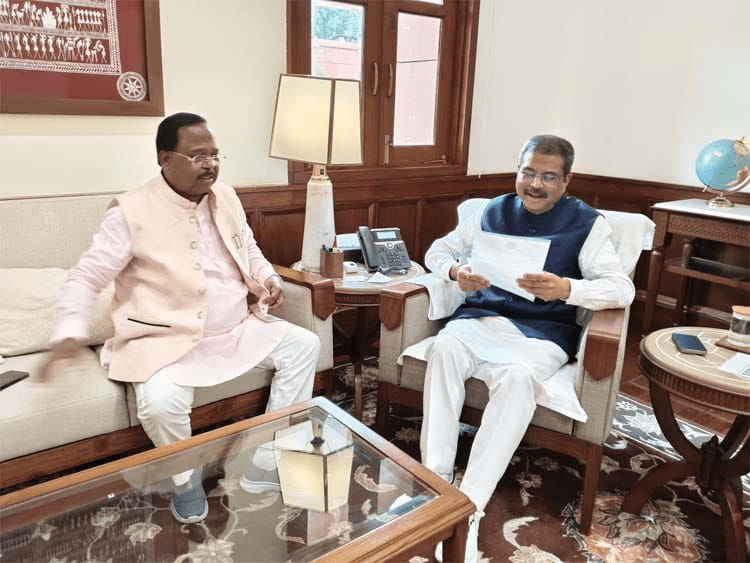 रामानुजगंज को मिला शिक्षा का बड़ा तोहफ़ा: जल्द खुलेगा केंद्रीय विद्यालय : Kendriya Vidyalaya will Open Soon in Ramanujganj 2 image 207