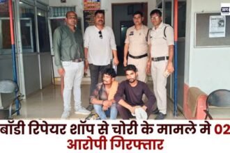 02 accused arrested in case of theft from body repair shop
