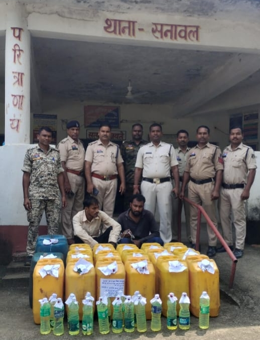 बलरामपुर-रामानुजगंज: डीजल तस्करी में दो आरोपी बोलेरो सहित गिरफ्तार, 540 लीटर डीजल जब्त : Balrampur-Ramanujganj Two accused arrested along with Bolero in diesel smuggling case 2 image 339