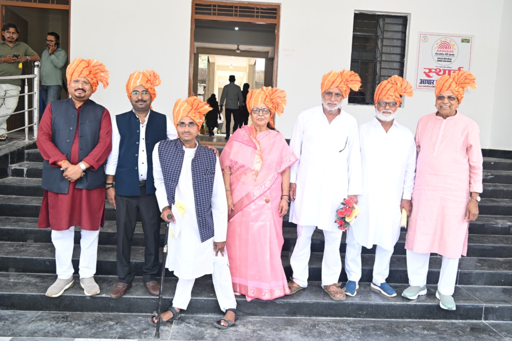 नगर निगम अंबिकापुर के मनोनीत पार्षदों का हुआ शपथ ग्रहण : Swearing in ceremony held for nominated councilors of Ambikapur Municipal Corporation 5 image 21